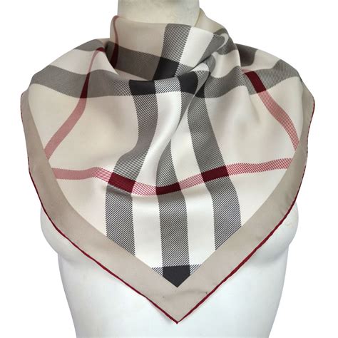 foulard burberry 